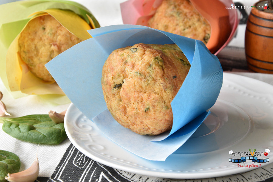 Briose cu Spanac si Somon