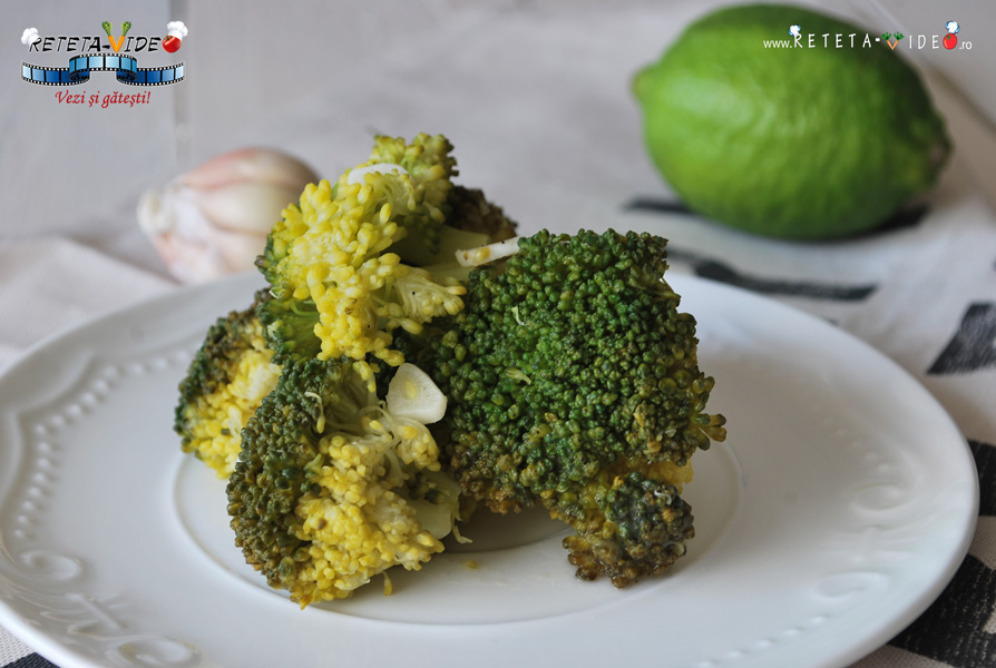 Broccoli Sote cu Unt, Lamaie si Usturoi Broccoli Sote cu Unt, Lamaie si Usturoi