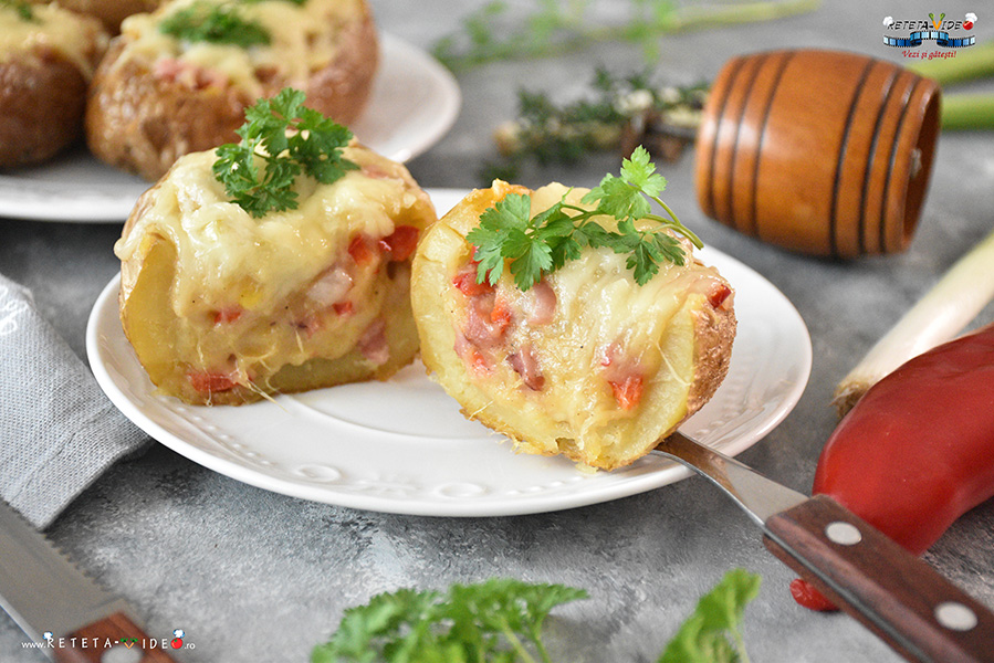 Cartofi Copti Umpluti cu Bacon si Cascaval