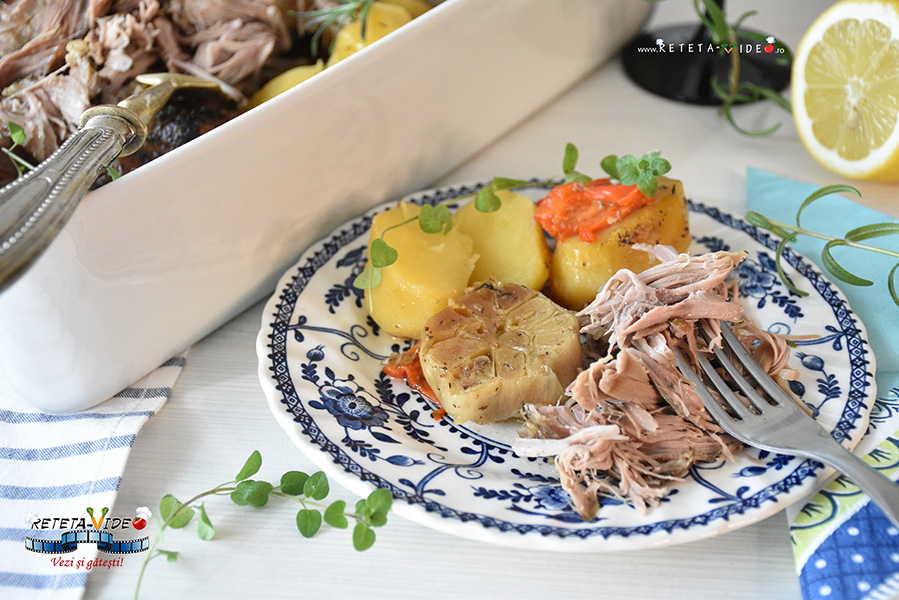 Kleftiko de Miel - Reteta Greceasca Friptura de Miel cu Garnitura, la Cuptor