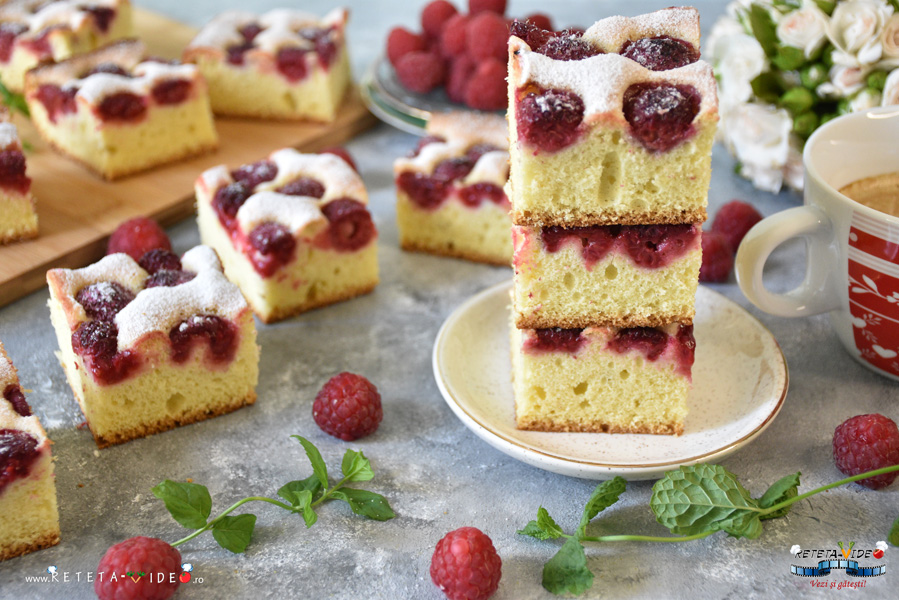 Pandispan cu Fructe (Zmeura)