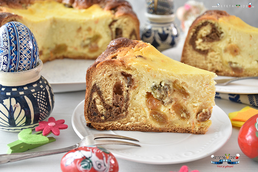 Pasca cu Branza Dulce cu Aluat de Cozonac Umplut cu Nuca Pasca cu Branza Dulce cu Aluat de Cozonac Umplut cu Nuca