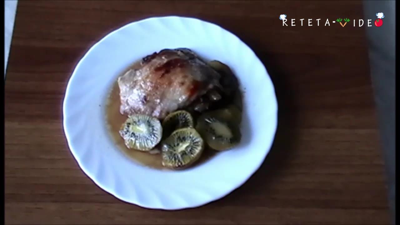 Pui cu kiwi la cuptor