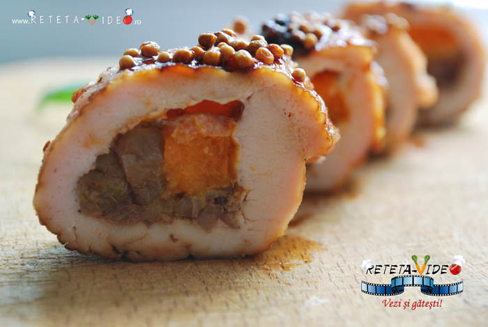 Rulada de Curcan cu Caise si Mustar