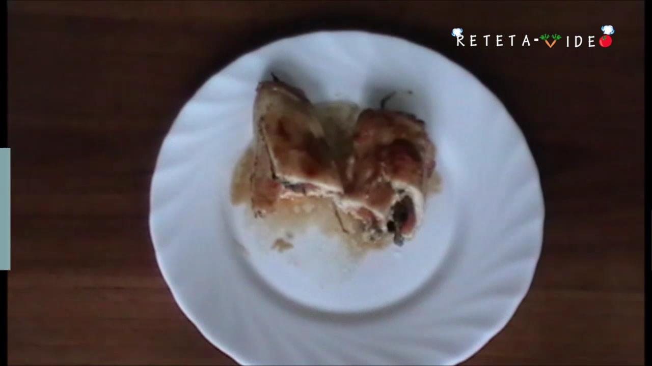 Rulouri din piept de pui cu ciuperci si branza
