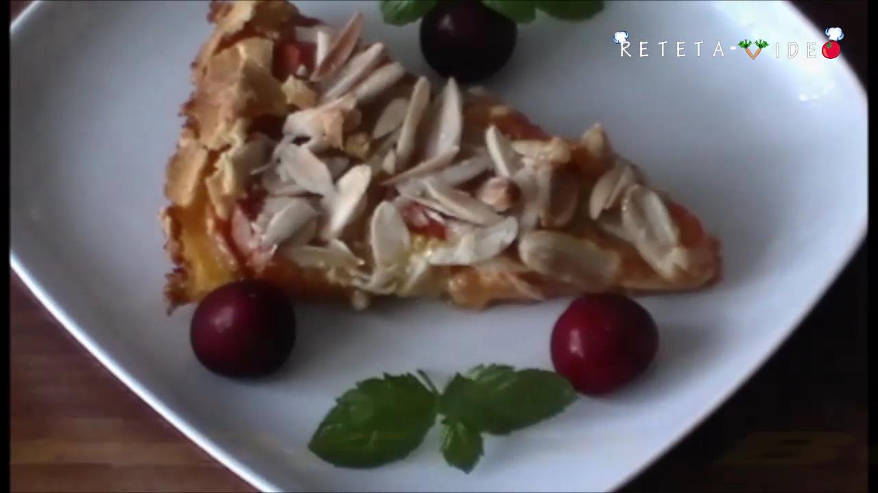 Tarta cu Caise si Migdale