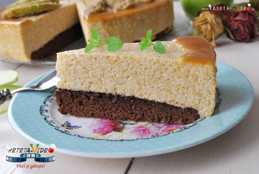 Tort cu Blat de Cacao si Mousse de Mere Verzi